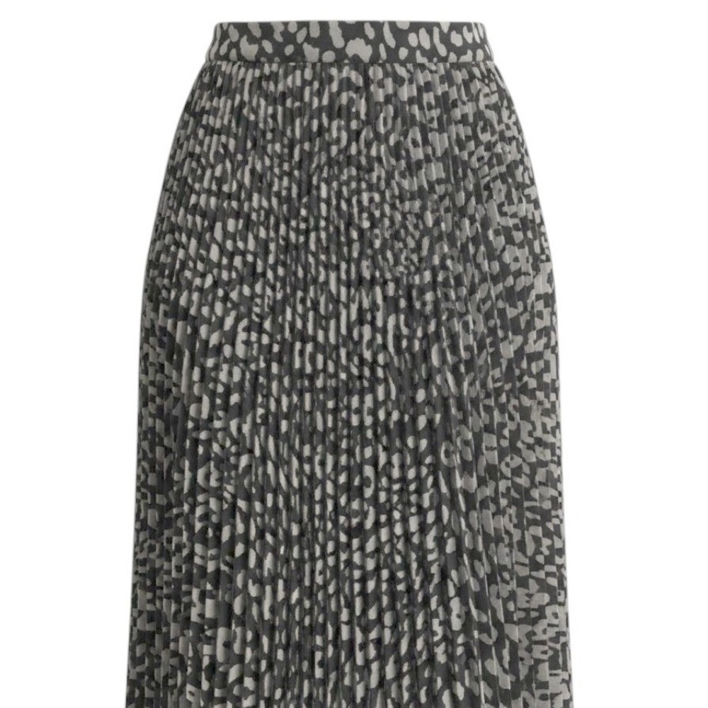 Ann Taylor LOFT Grey Leopard Print Pleated Mini Skirt Size 4 Animal Print Lined